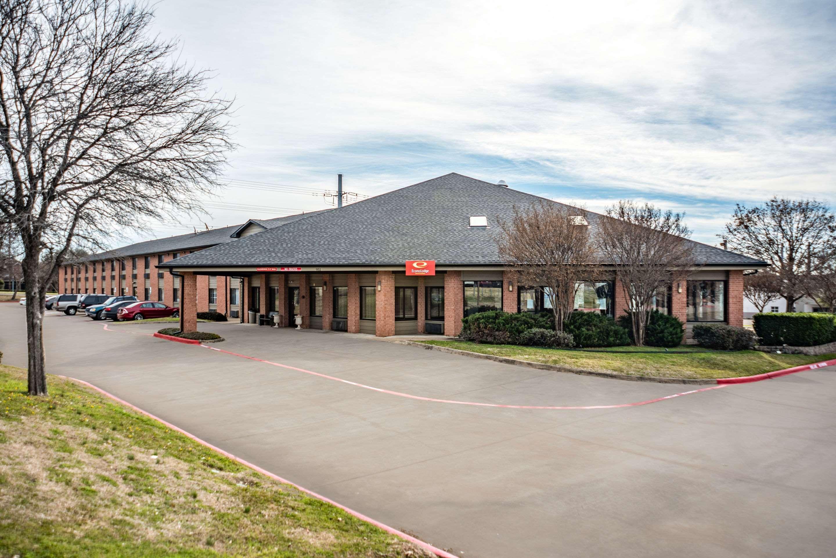 Econo Lodge Inn & Suites McKinney Exterior photo